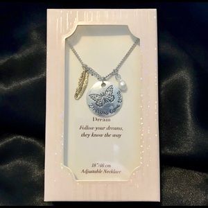 BUNDLE ITEM: Gift Necklace “Dream”